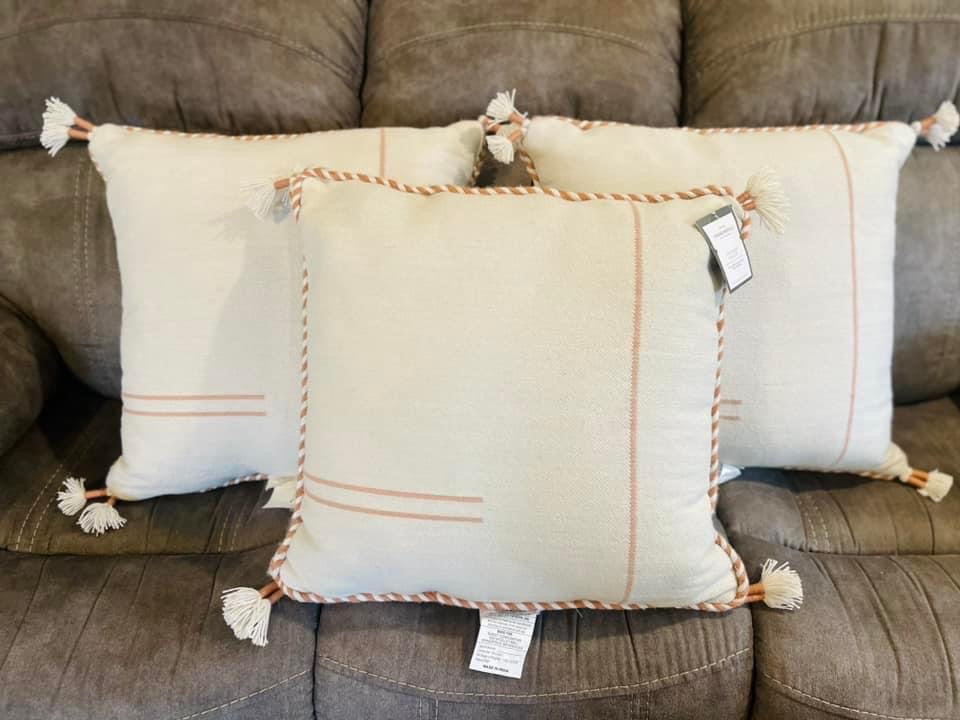 Outdoor Throw Pillows